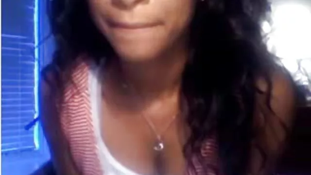 XXX hiçbir kayıt Soyunma odası gizli amatör ev kadını pornosu kamera