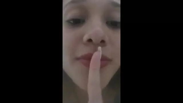 XXX hiçbir kayıt Webcam amator anal pornolar kız şeritler, çekim kıçını sallıyor