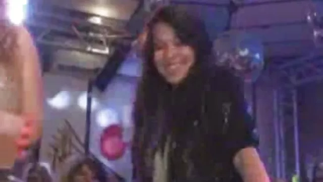 XXX hiçbir kayıt Azgın arkadaşımı amatör turk porn siktim