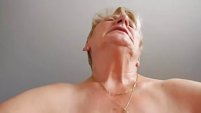 XXX hiçbir kayıt Sıcak Macar bebeğim güzel güzel gizli çekim amatör porn