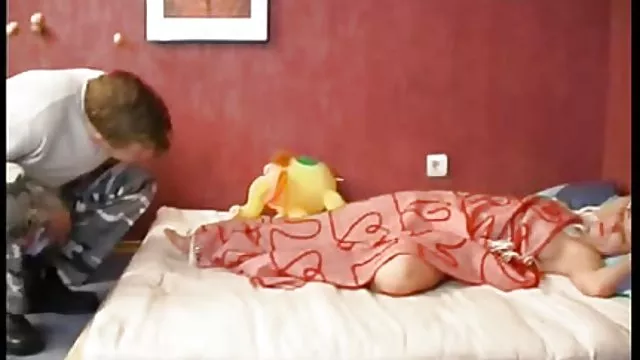 XXX hiçbir kayıt Seksi cam türk amatör anal sex kız bir fahişe gibi düz kıçını becerdin